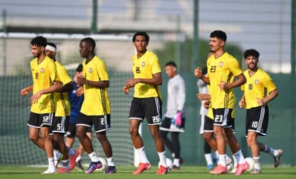 لاعبو المنتخب الإماراتي الأولمبي