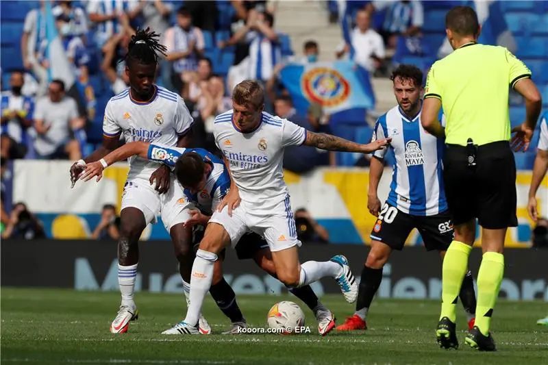 ?i=epa%2fsoccer%2f2021-10%2f2021-10-03%2f2021-10-03-09503570_epa