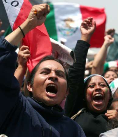 2006-06-11t205909z_01_mex02d_rtridsp_2_mexico