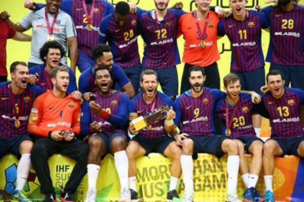 لاعبو برشلونة