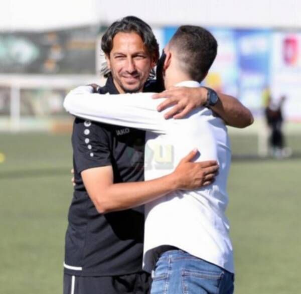 النداف يعانق أبو زمع