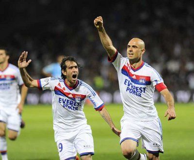 كريس مسجل احد اهداف نادي ليون