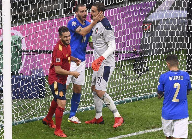 دوناروما خلال اللقاء