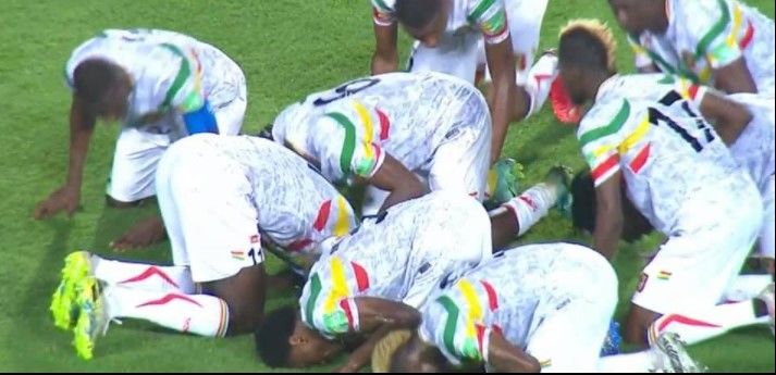 فرحة لاعبي منتخب مالي