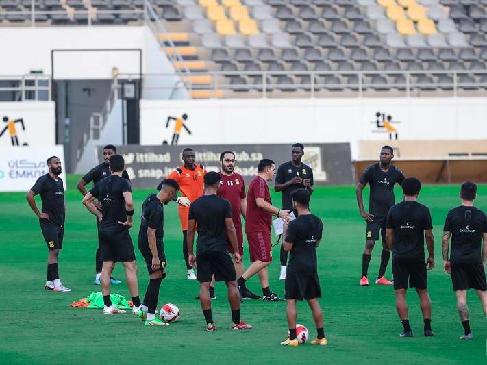 لاعبو الاتحاد 