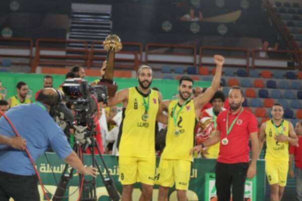 من تتويج الأهلي