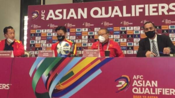 من المؤتمر الصحفي