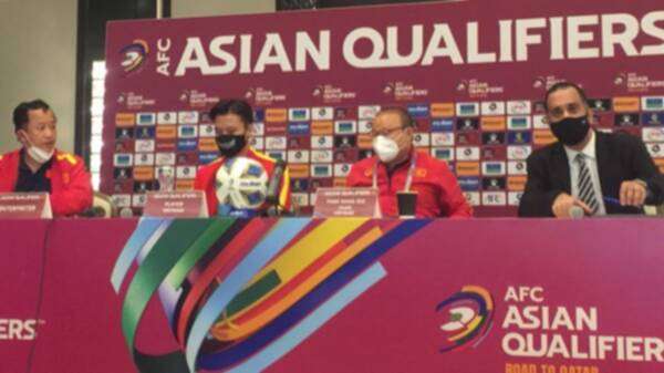 من المؤتمر الصحفي