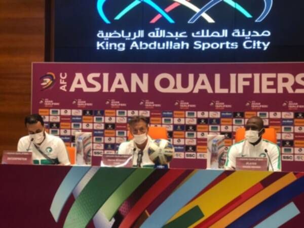 من المؤتمر الصحفي