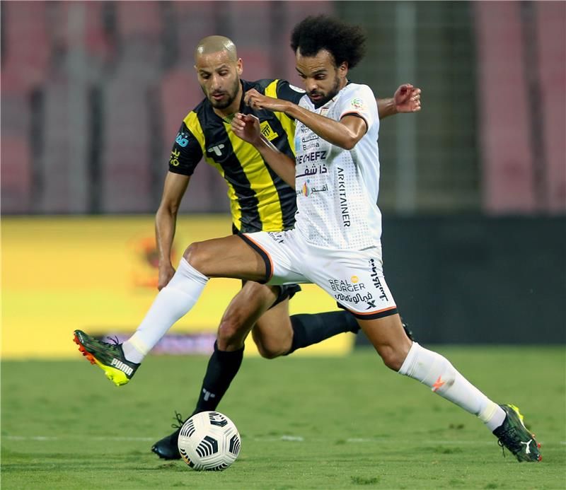 من مباراة سابقة بين الاتحاد والشباب