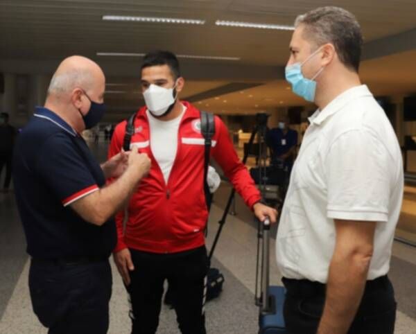 من الاستقبال