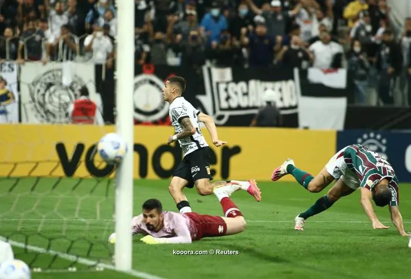 ?i=reuters%2f2021-10-14%2f2021-10-14t013948z_2047088198_hp1ehae04m752_rtrmadp_3_soccer-brazil-cth-flu-report_reuters