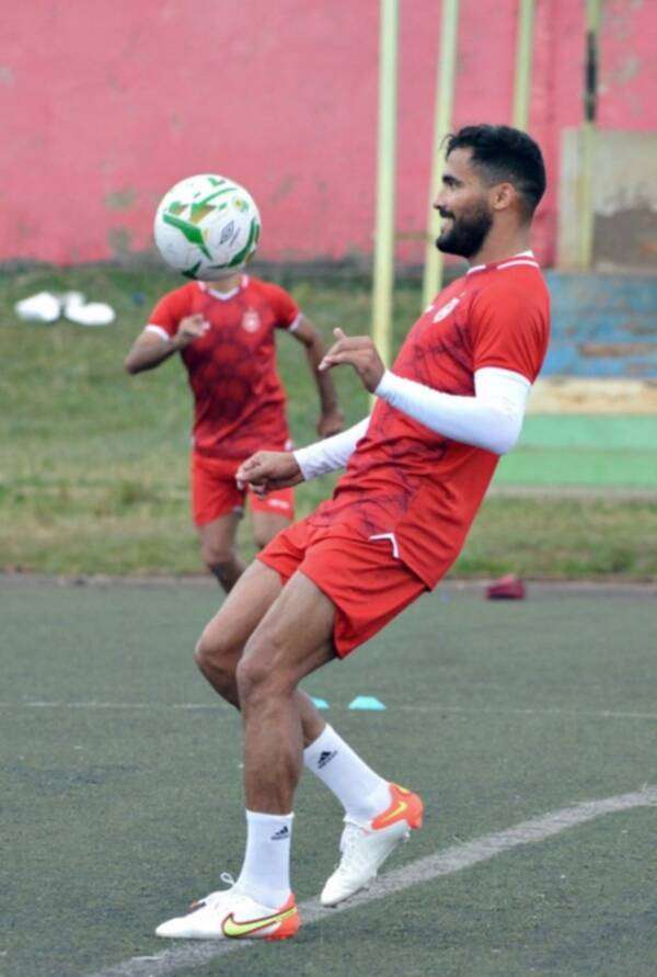 حسين بن عيادة