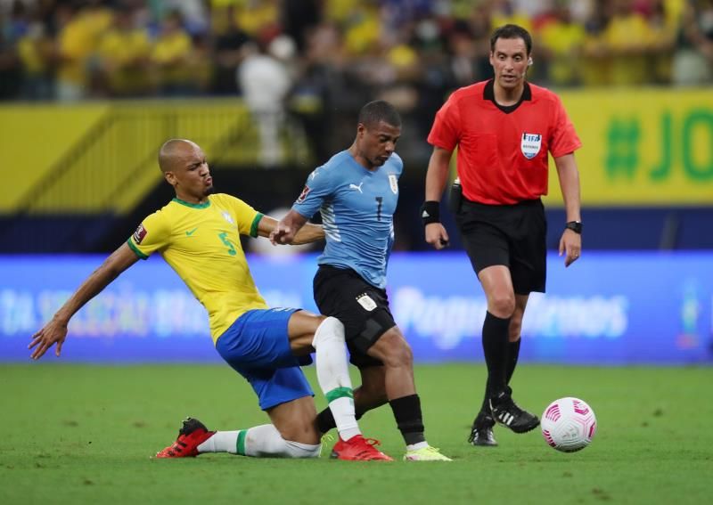 2021-10-15t012619z_181412960_hp1ehaf03zt27_rtrmadp_3_soccer-worldcup-bra-ury-report_reuters