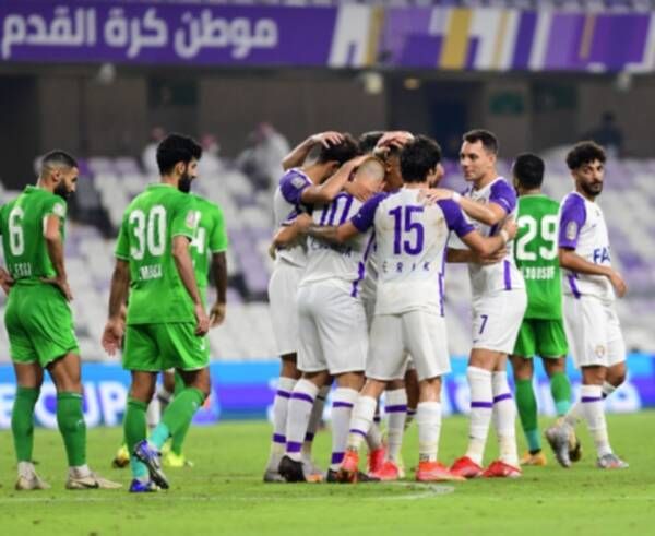 من مباراة العين والإمارات