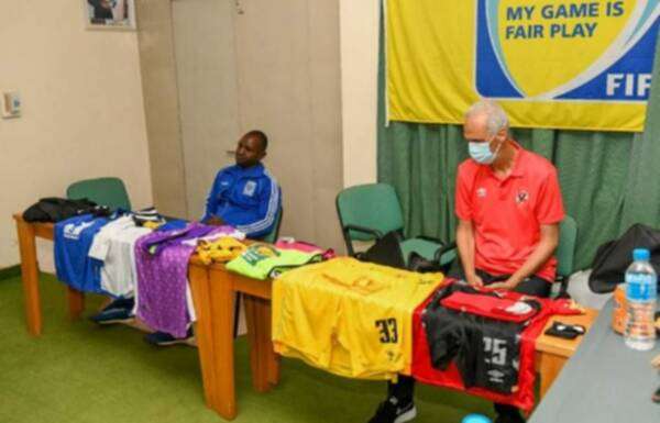 من الاجتماع