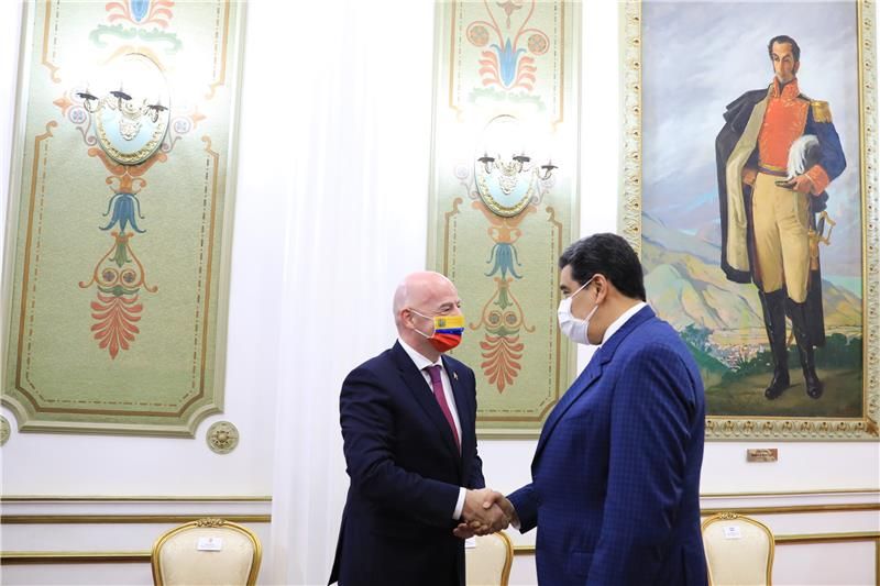 مادورو وإنفانتينو