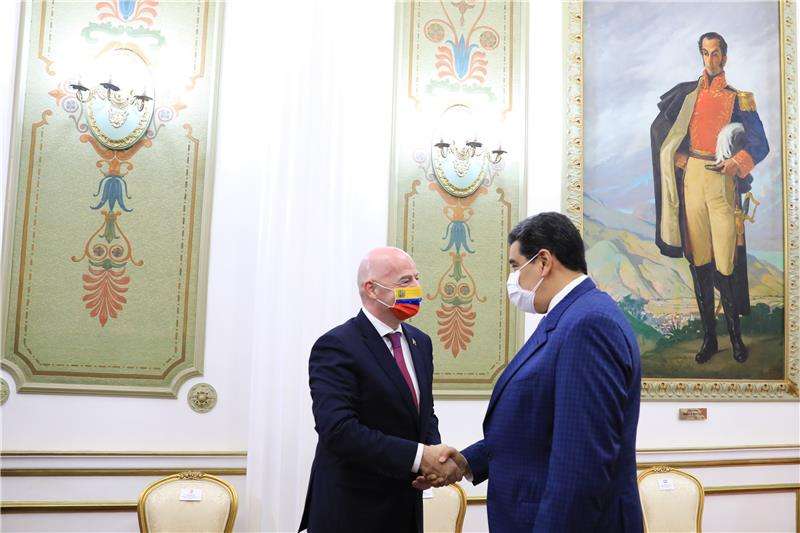 مادورو وإنفانتينو