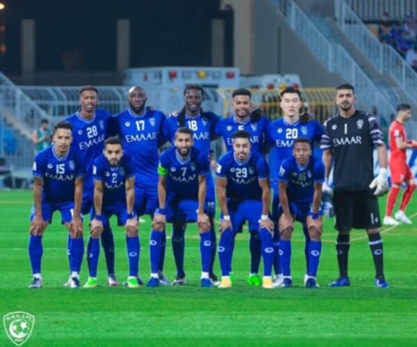 لاعبو فريق الهلال