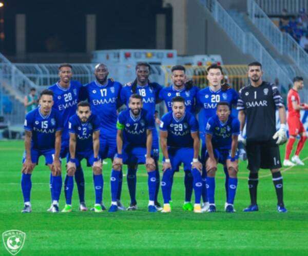 لاعبو فريق الهلال