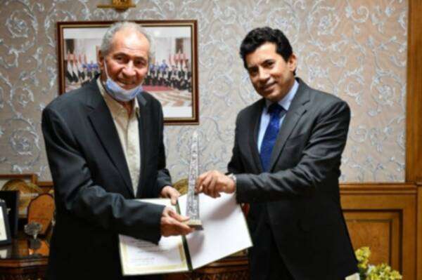 أشرف صبحي وحسن مصطفى