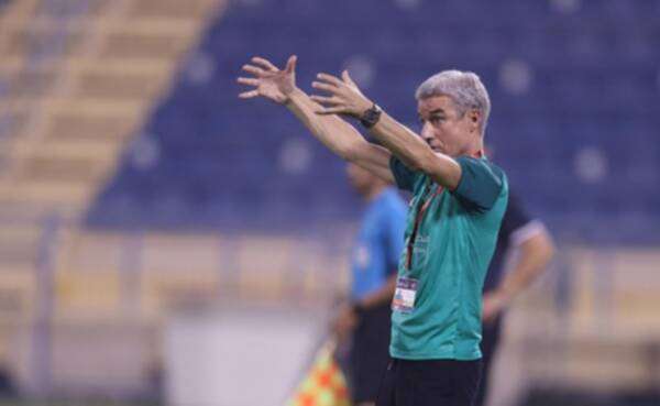  لويس كاسترو