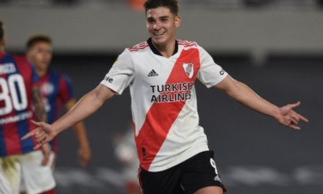 جوليان ألفاريز 