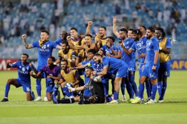 لاعبو الهلال