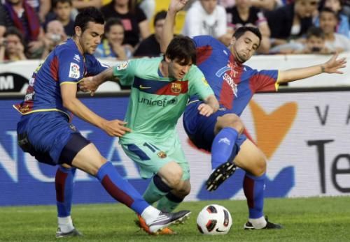 2011-05-112011-05-11t183258z_01_sps01_rtridsp_3_soccer-spain_reuters