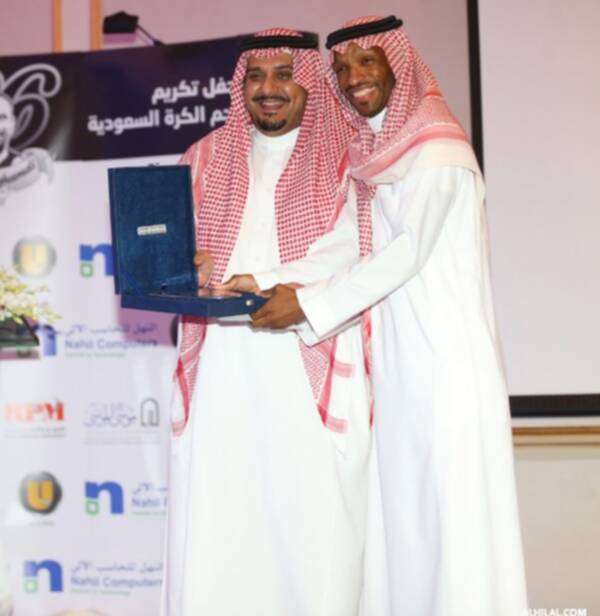 عمر الغامدي (يمينا)