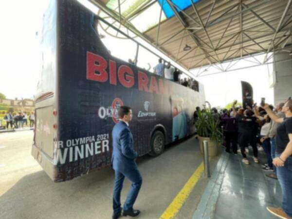 أثناء تحرك الموكب