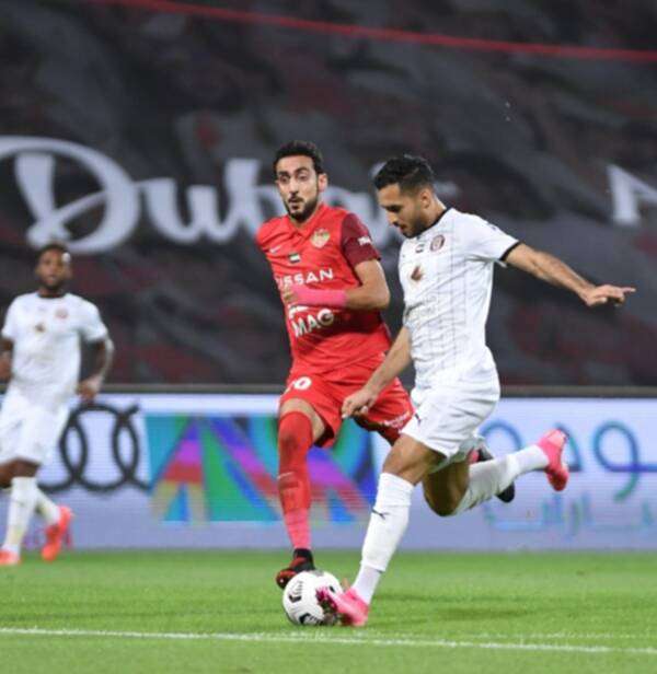 من مباراة سابقة بين شباب الأهلي مع الجزيرة