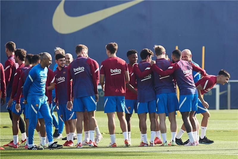 لاعبو برشلونة