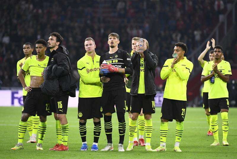 لاعبو بوروسيا دورتموند 