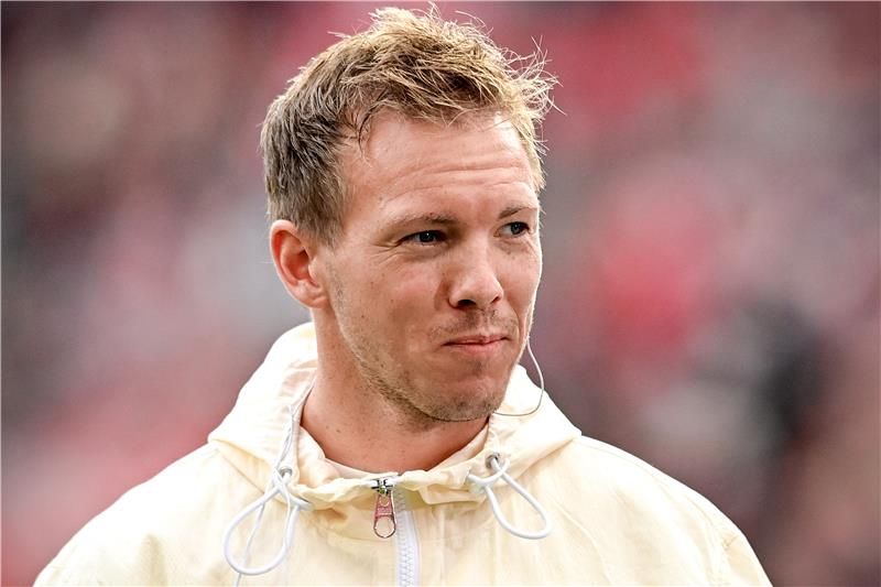 جوليان ناجلسمان