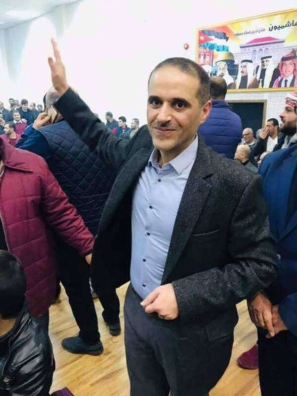 رائد النادر