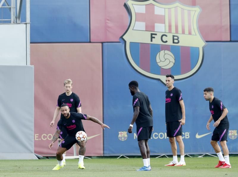 لاعبو برشلونة