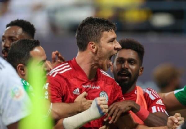 لاعبو الاتفاق