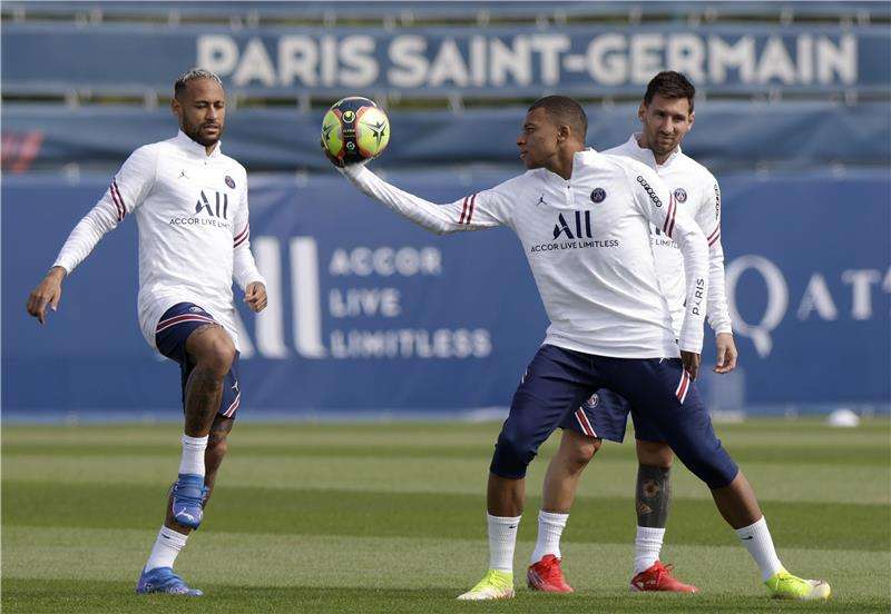 ثلاثي باريس