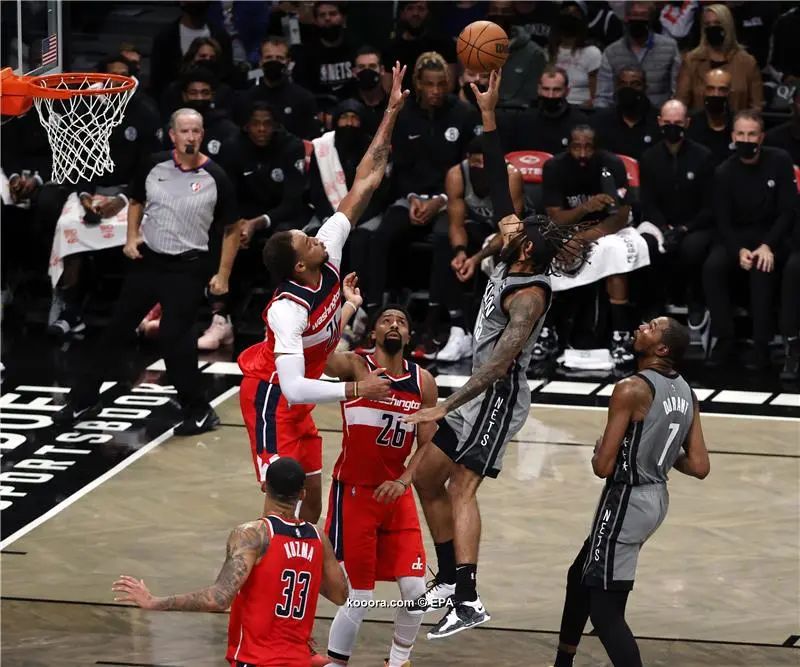 ?i=epa%2fbasketball%2f2021-10%2f2021-10-26-09546114_epa