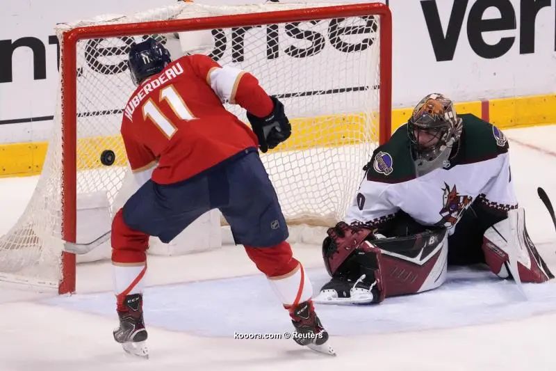 ?i=reuters%2f2021-10-26%2f2021-10-26t020159z_1028215281_mt1usatoday17027919_rtrmadp_3_nhl-arizona-coyotes-at-florida-panthers_reuters