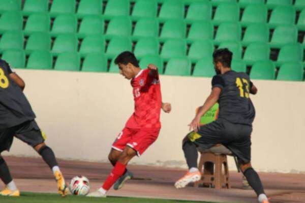 من مباراة نفط البصرة والديوانية