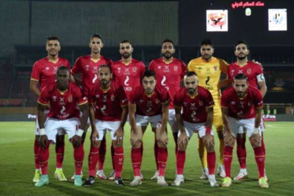 لاعبو الأهلي 