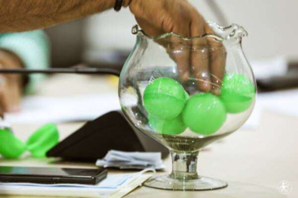 من مراسم القرعة