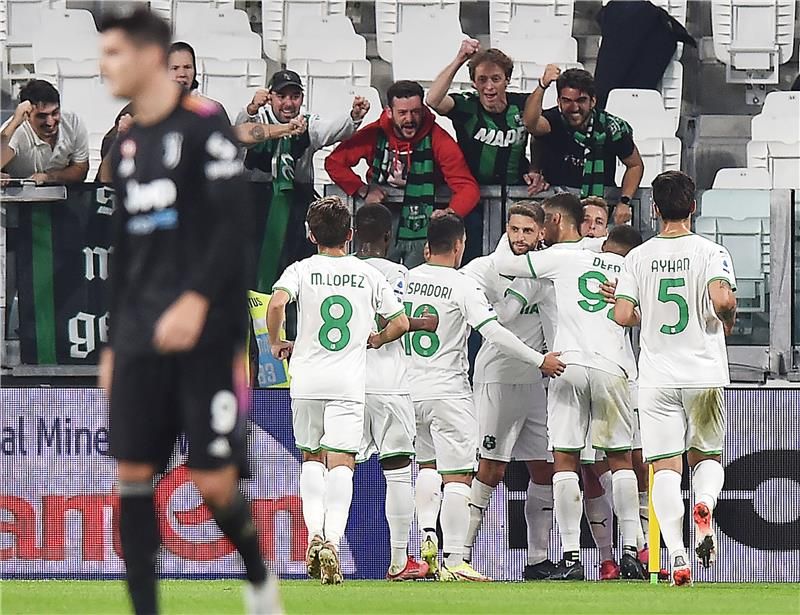 فرحة لاعبي ساسولو أمام يوفنتوس