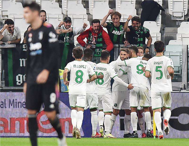 فرحة لاعبي ساسولو أمام يوفنتوس