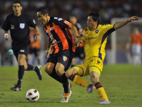 2011-05-132011-05-13t042652z_01_hnr22_rtridsp_3_soccer-latam-libertadores_reuters