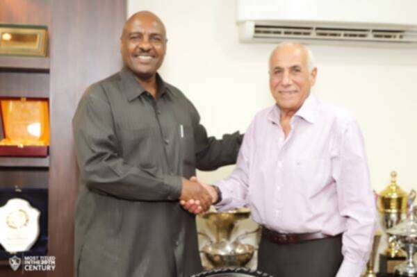 من الاجتماع