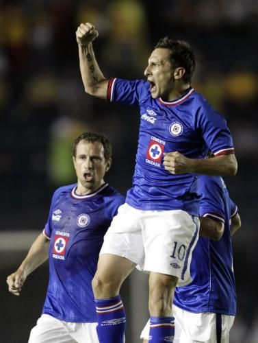 2011-05-132011-05-13t024638z_01_hnr13_rtridsp_3_soccer-latam_reuters
