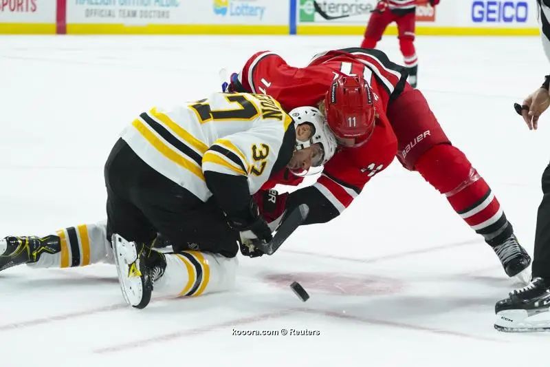 ?i=reuters%2f2021-10-29%2f2021-10-29t025935z_735963687_mt1usatoday17047431_rtrmadp_3_nhl-boston-bruins-at-carolina-hurricanes_reuters